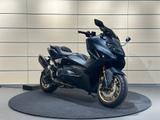 Yamaha TMAX TechMax , Akrapovic + Sport Pack! RIZOMA - YAMAHA ROLLER TMAX