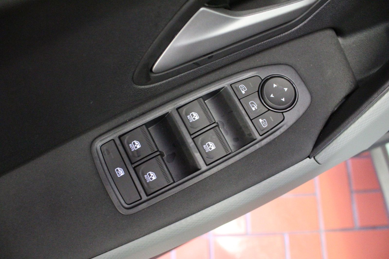 Fahrzeugabbildung Dacia Duster hybrid 155 Extreme *City-*Technik-*Winter