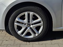 Fahrzeugabbildung Megane IV Grandtour Experience 1.5 dCi 110 Energ
