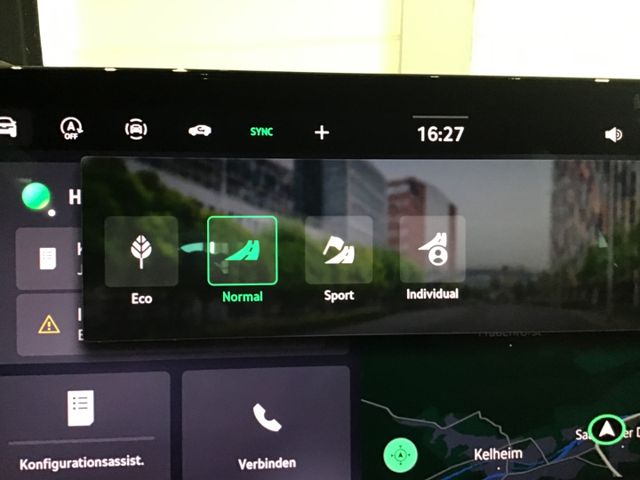 Fahrzeugabbildung Skoda Octavia Combi 1.5 TSI Selection Navi/ACC/RFK/SHZ