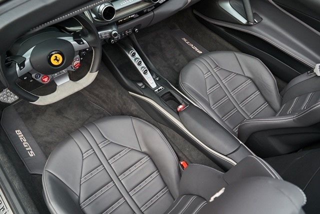Fahrzeugabbildung Ferrari 812 GTS *Lift | Daytona | Full ADAS | Titan*