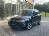 Volkswagen Tiguan Sport & Style 4Motion 2.0L PDC/ALCANTARA/ - VW Tiguan Gebrauchtwagen in Oberhausen