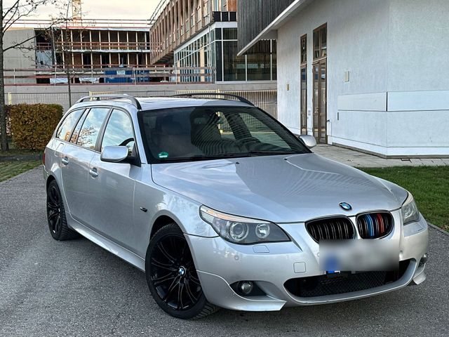 BMW 530xd M-Paket M-Sport HUD  Aut. touring Pa...