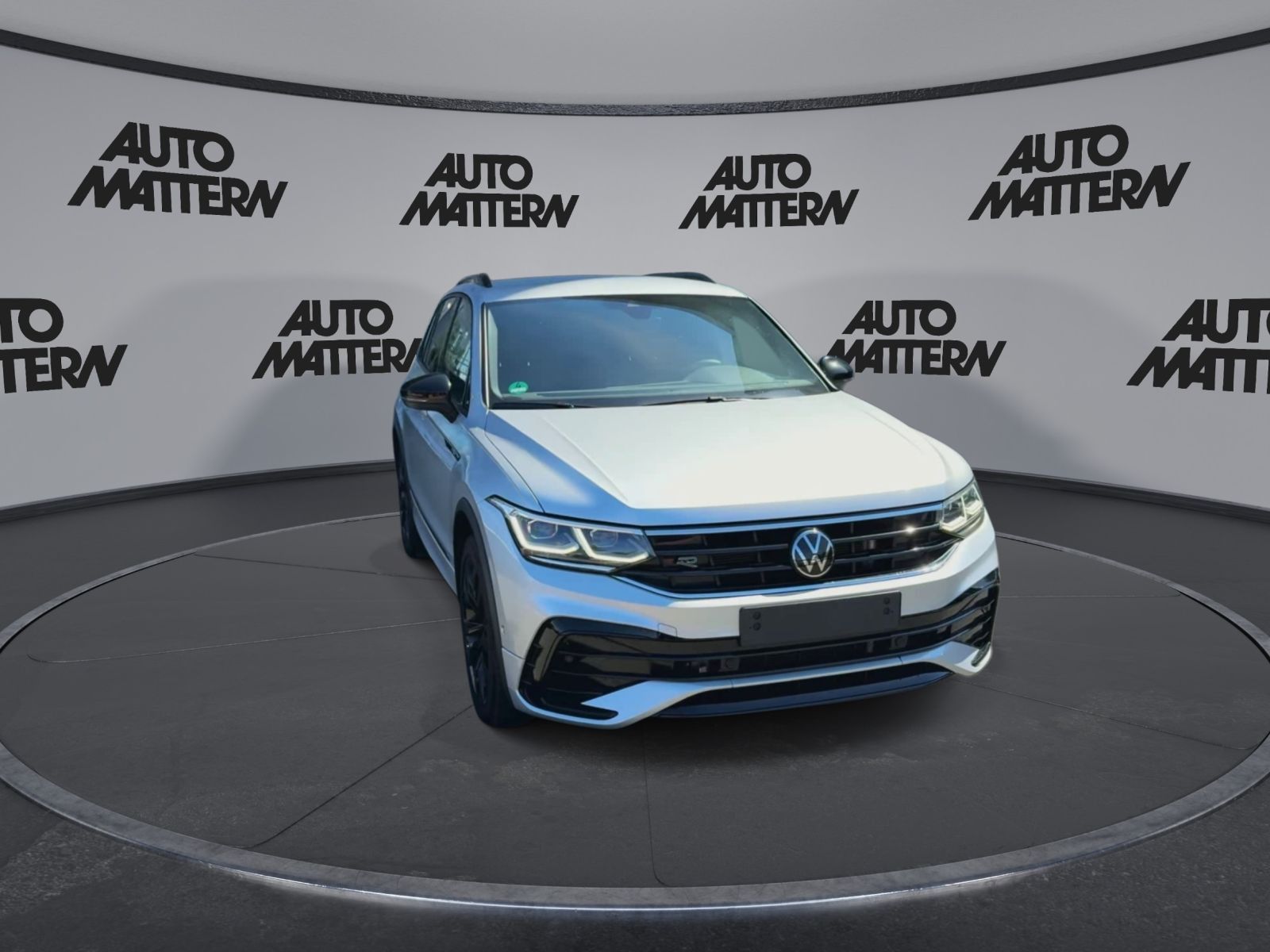 Volkswagen Tiguan 2.0 TDI R-Line 4Motion foto 2