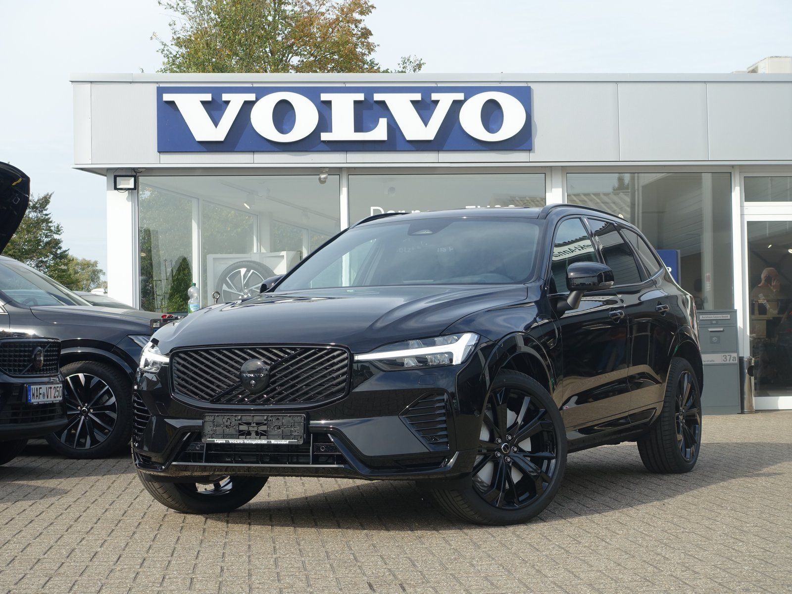 Volvo XC60 Black Edition T8 AWD Plug-in Hybrid/FourC