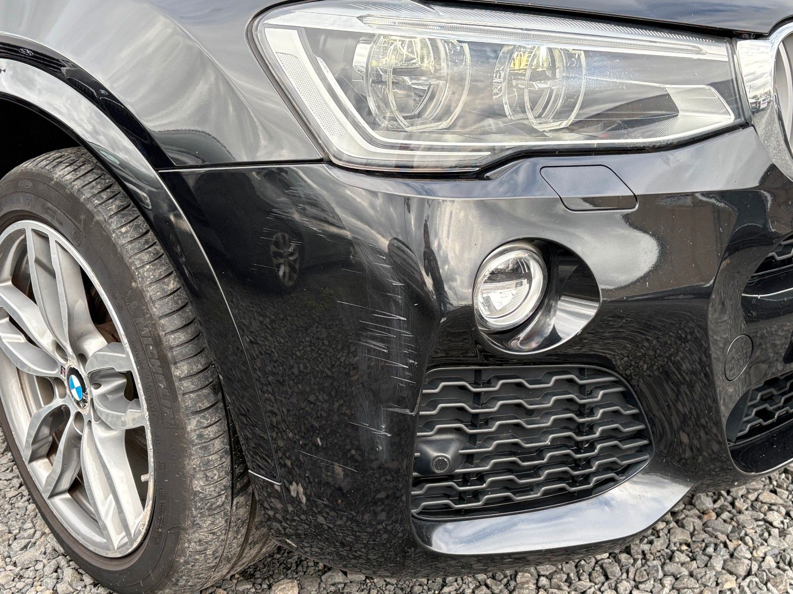 Fahrzeugabbildung BMW X3 xDrive35d Sport-Aut. M SPORTPAKET Navi Leder