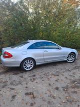 Mercedes-Benz Mercedes Benz CLK 200 - gebrauchte Mercedes-Benz CLK 200 aus dem Jahr 2007