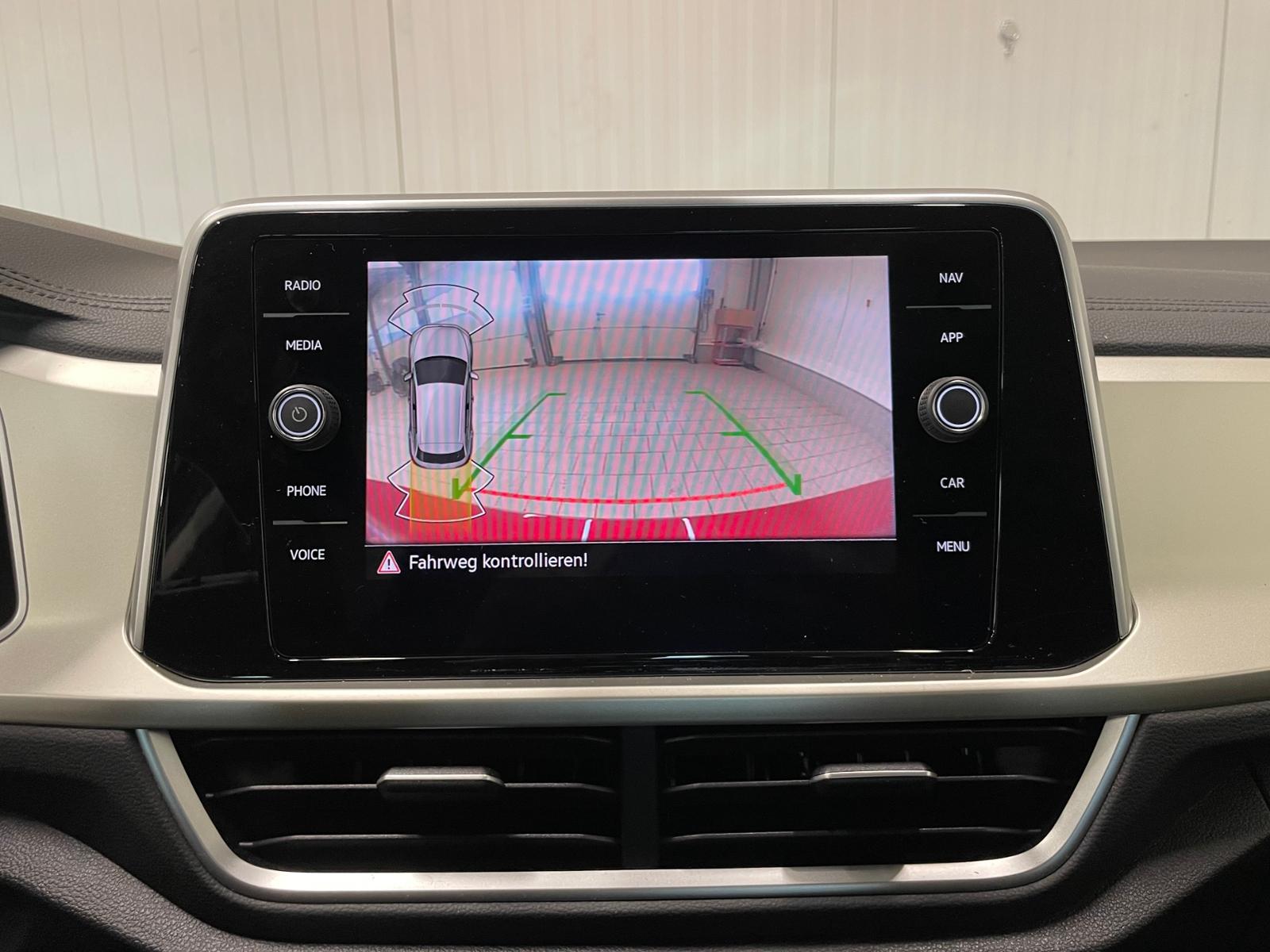 Volkswagen T-Roc Move 2.0 TDI FAHRSCHULWAGEN, миниатюра 16