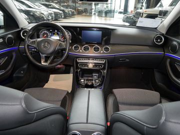 Mercedes E 200 - 7