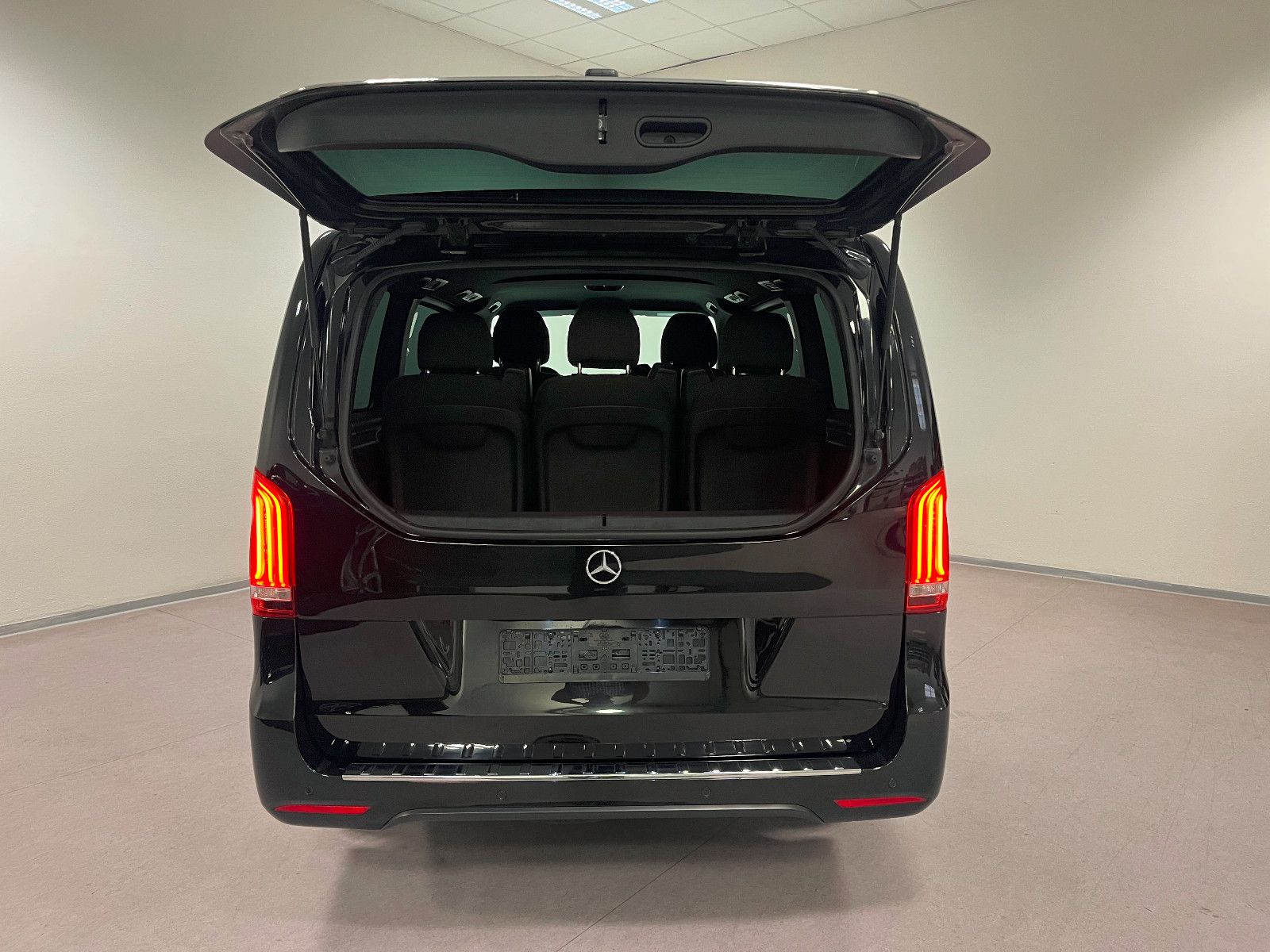 Mercedes-Benz V 250 d Lang AMG Line *7-Sitze/Kamera/LED foto 21