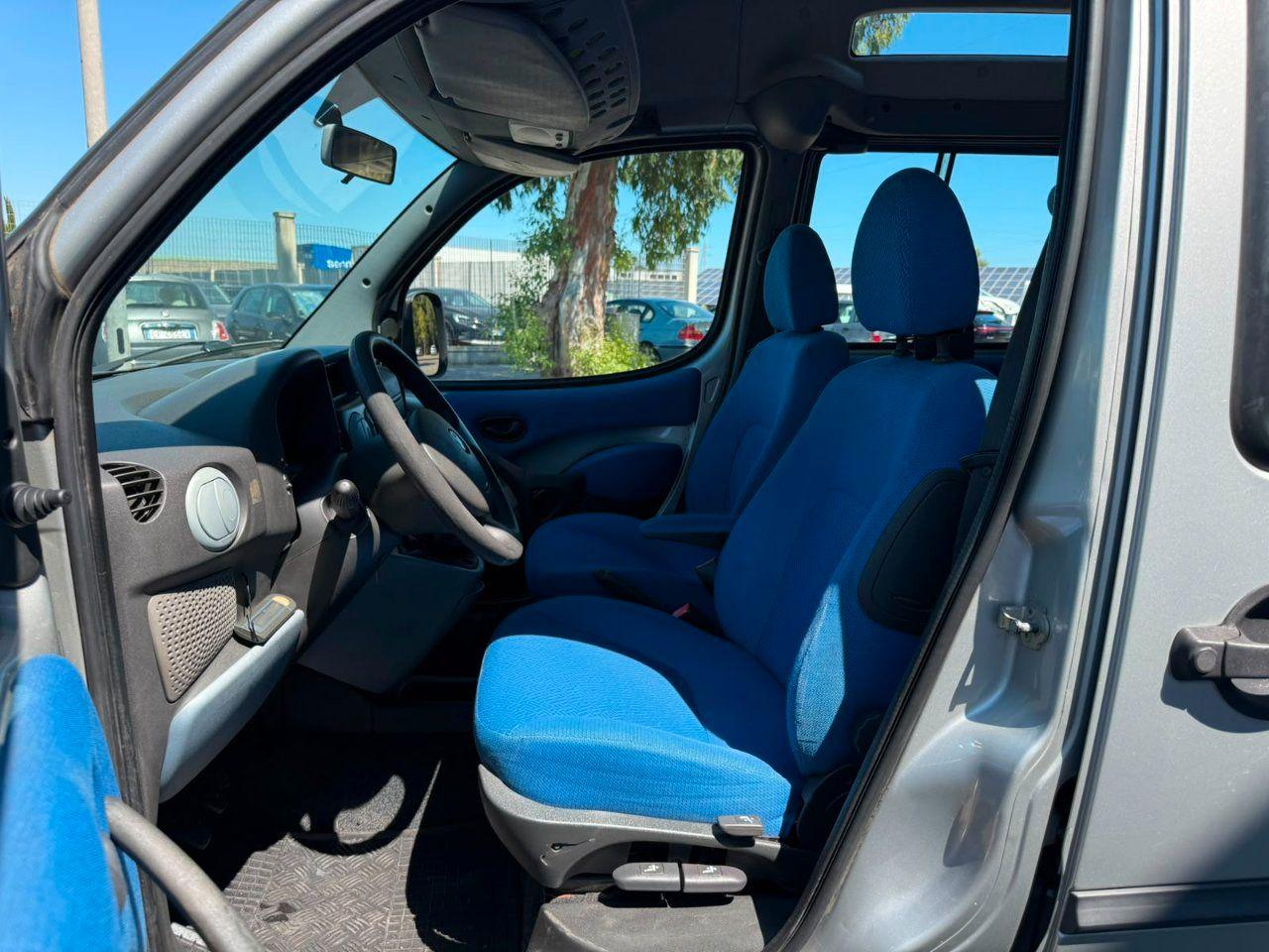 Fiat Doblo 2004 — photo 9