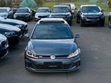 Volkswagen GTI Performance DSG*PANO*LED*VIRTUAL*ACC*KARO*19 - mit Benzin-Antrieb: Grau, mit Apple Carplay, mit Klimaanlage