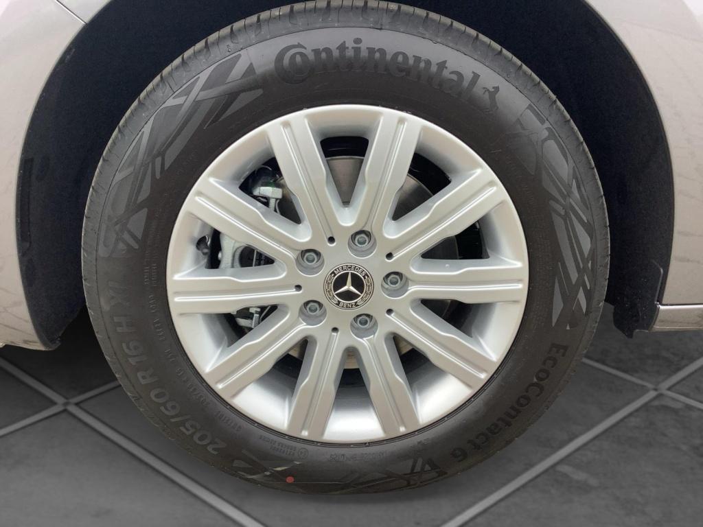 Mercedes-Benz T 180 d PROGRESSIVE ILS-LED/MBUX/2 Schieb./Navi