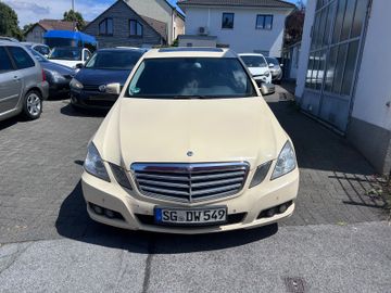 Mercedes E 200 - 2