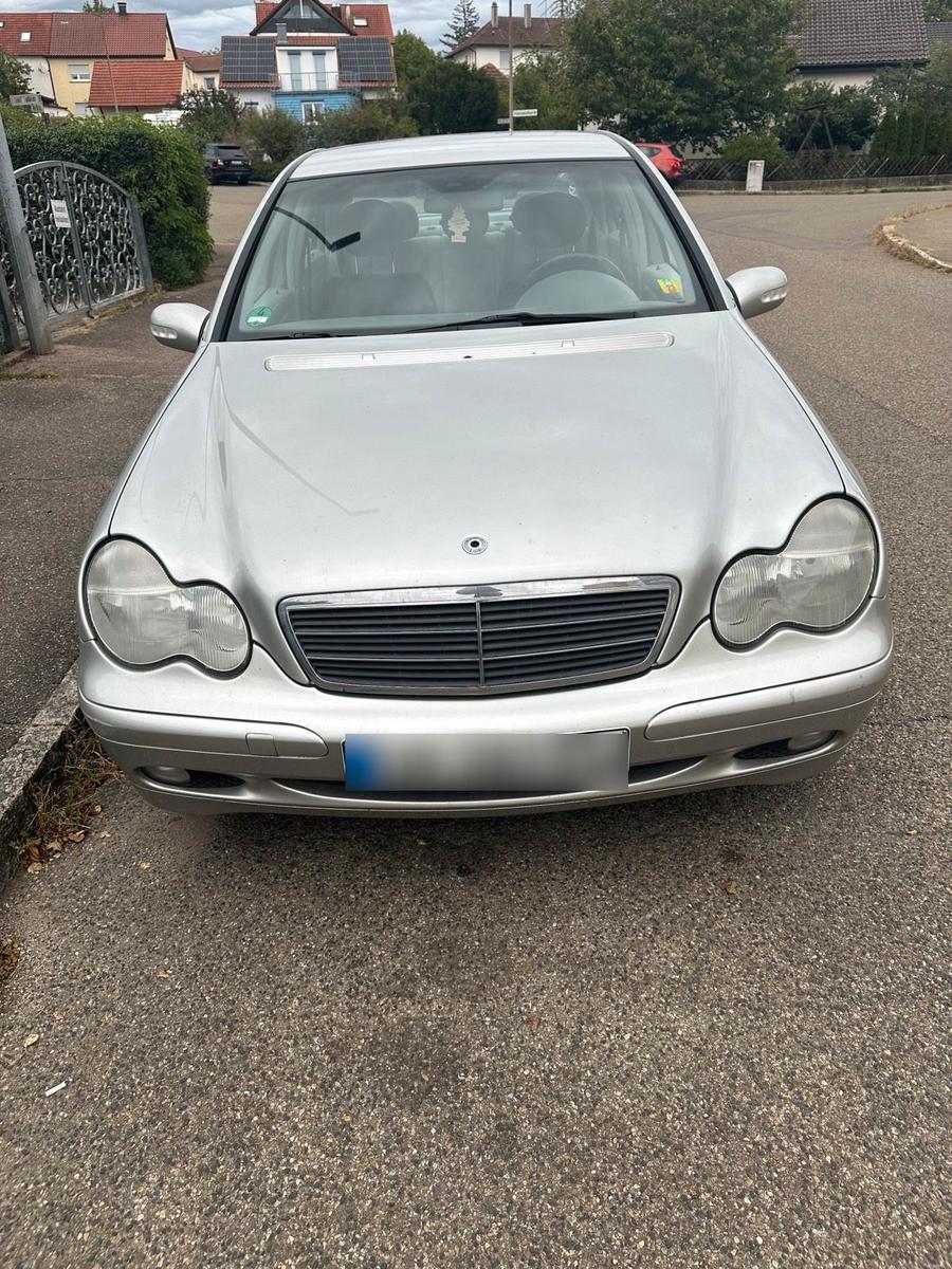 Mercedes-Benz C 200