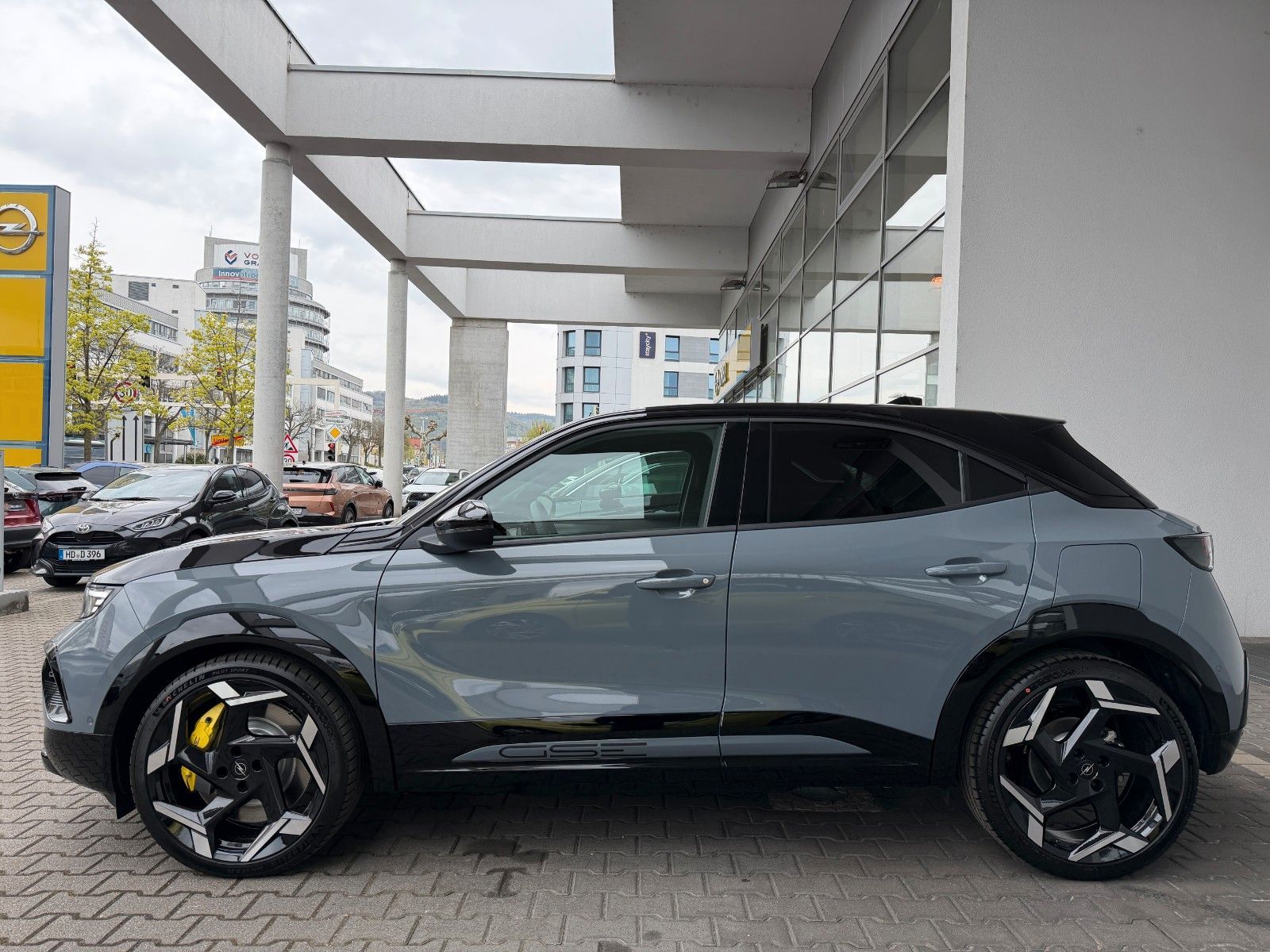 Fahrzeugabbildung Opel Mokka e GSE Kamera,LED,Matrix,Navi,SHZ,Keyless