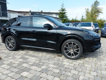 Porsche Cayenne - 3