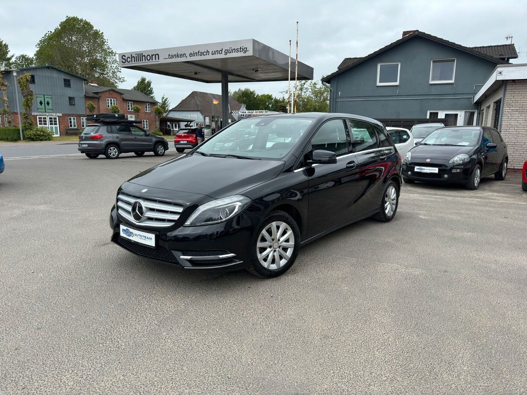 Mercedes-Benz B 220