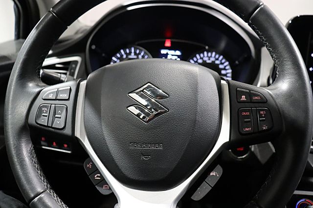 SX4 S-Cross 1.4 M-Hybrid Allgrip SHZ TEMPOMAT KA