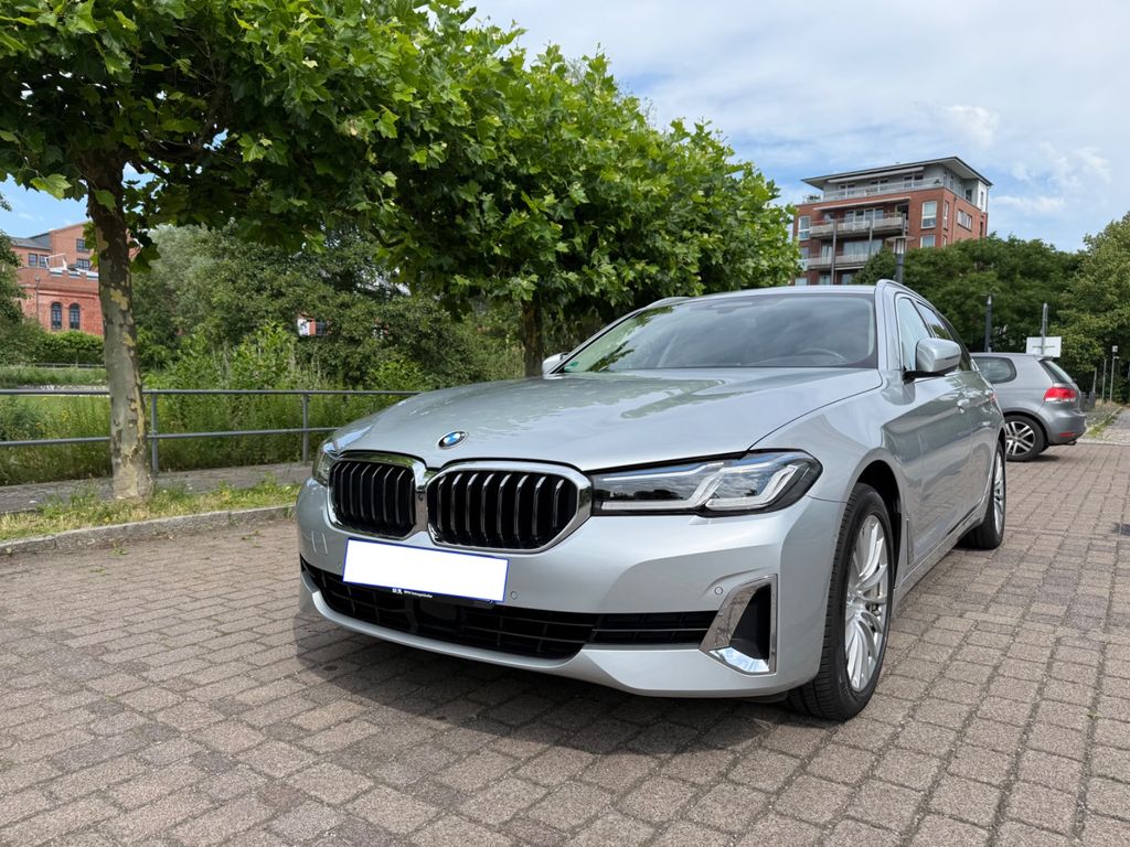 Image of BMW 520