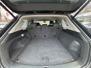 Volkswagen Touareg - 9
