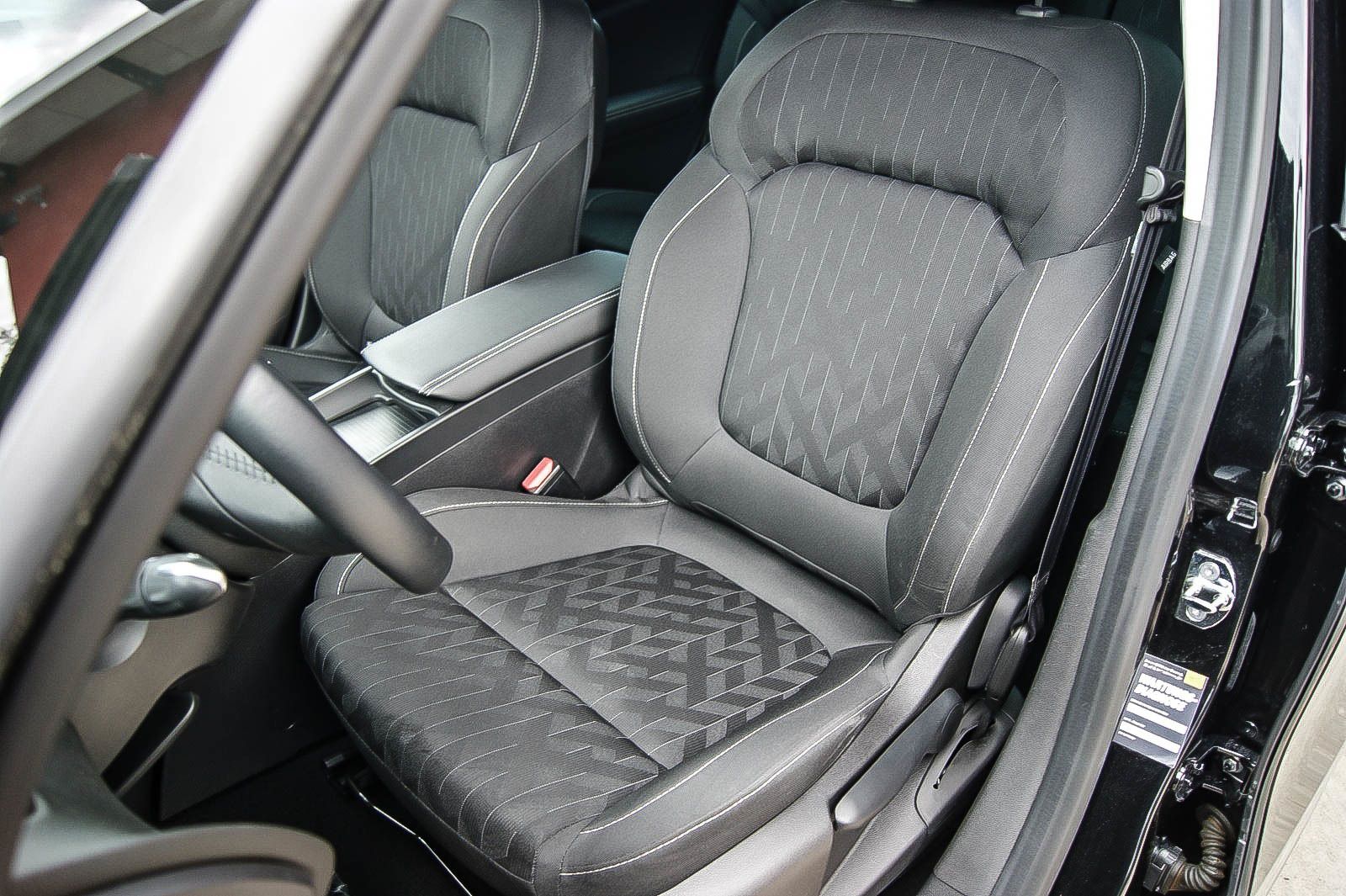 Fahrzeugabbildung Renault Scenic IV Limited DeLuxe NAVI R-Link2 KAMERA 20