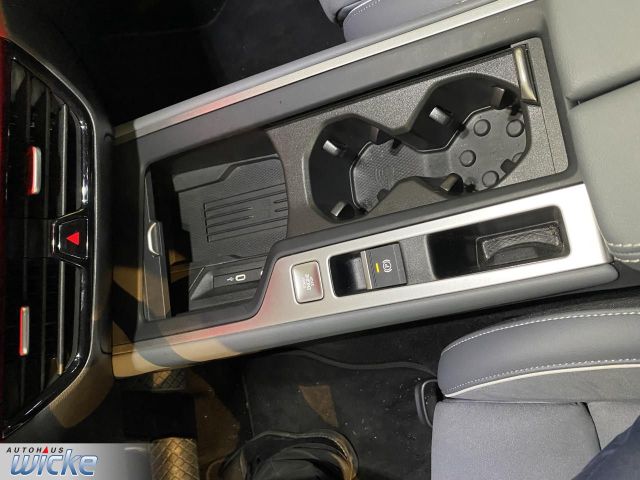 Passat Variant 1.5 e TSI DSG Business NAVI KLIMA