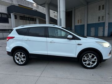 Ford Kuga - 5