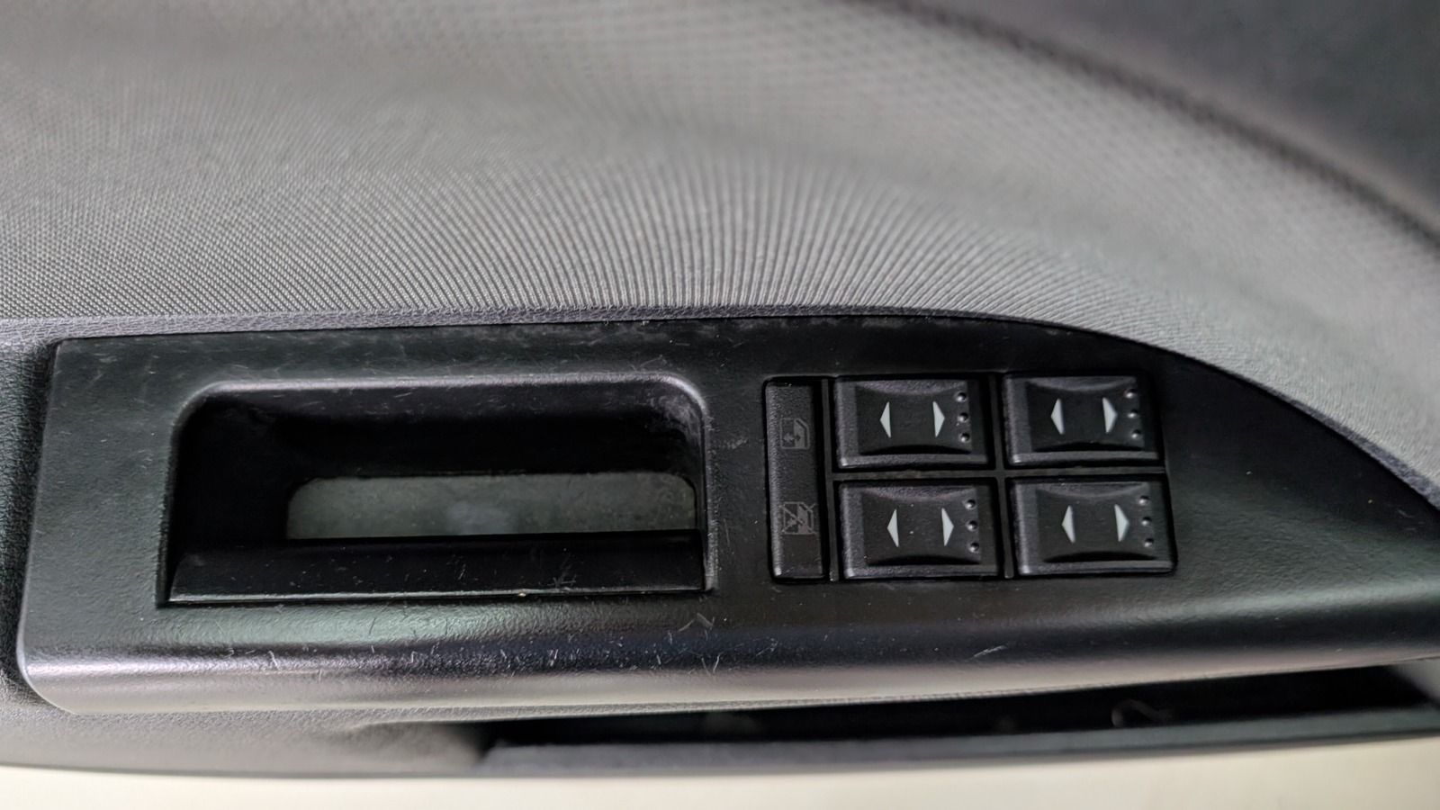 Fahrzeugabbildung Ford Mondeo Turnier 1.8 Ambiente