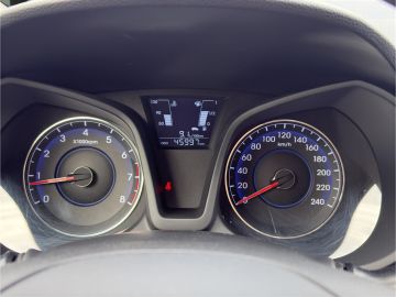 Hyundai ix20 Klima* EFH* Ganzjahresreifen neu* flexible 
