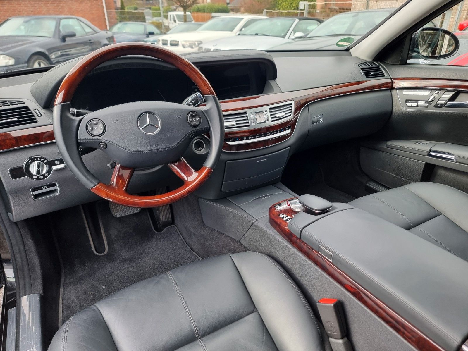 Fahrzeugabbildung Mercedes-Benz S 500 L/Originale 22.700 km/Erstlack