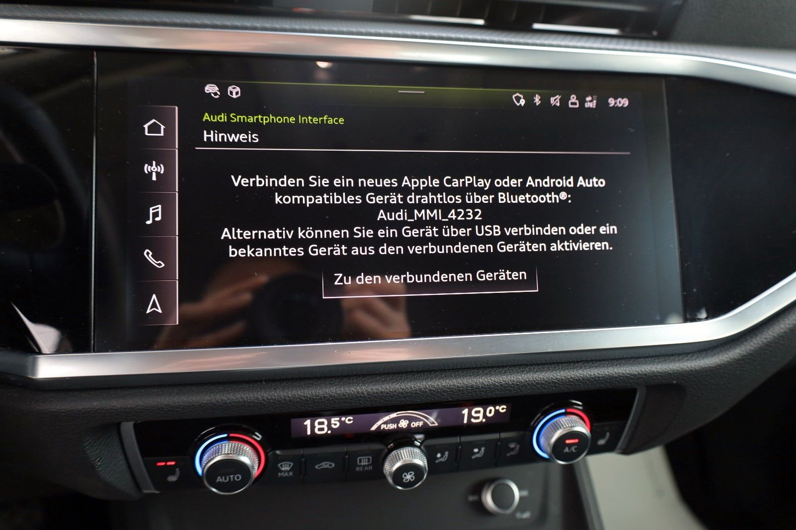 Fahrzeugabbildung Audi Q3 Sportback 35 TFSI S line,T.Leder,Navi,LED,SH