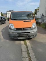 Opel Vivaro 2,5 Diesel TÜv - gebrauchte Opel Vivaro aus dem Jahr 2006