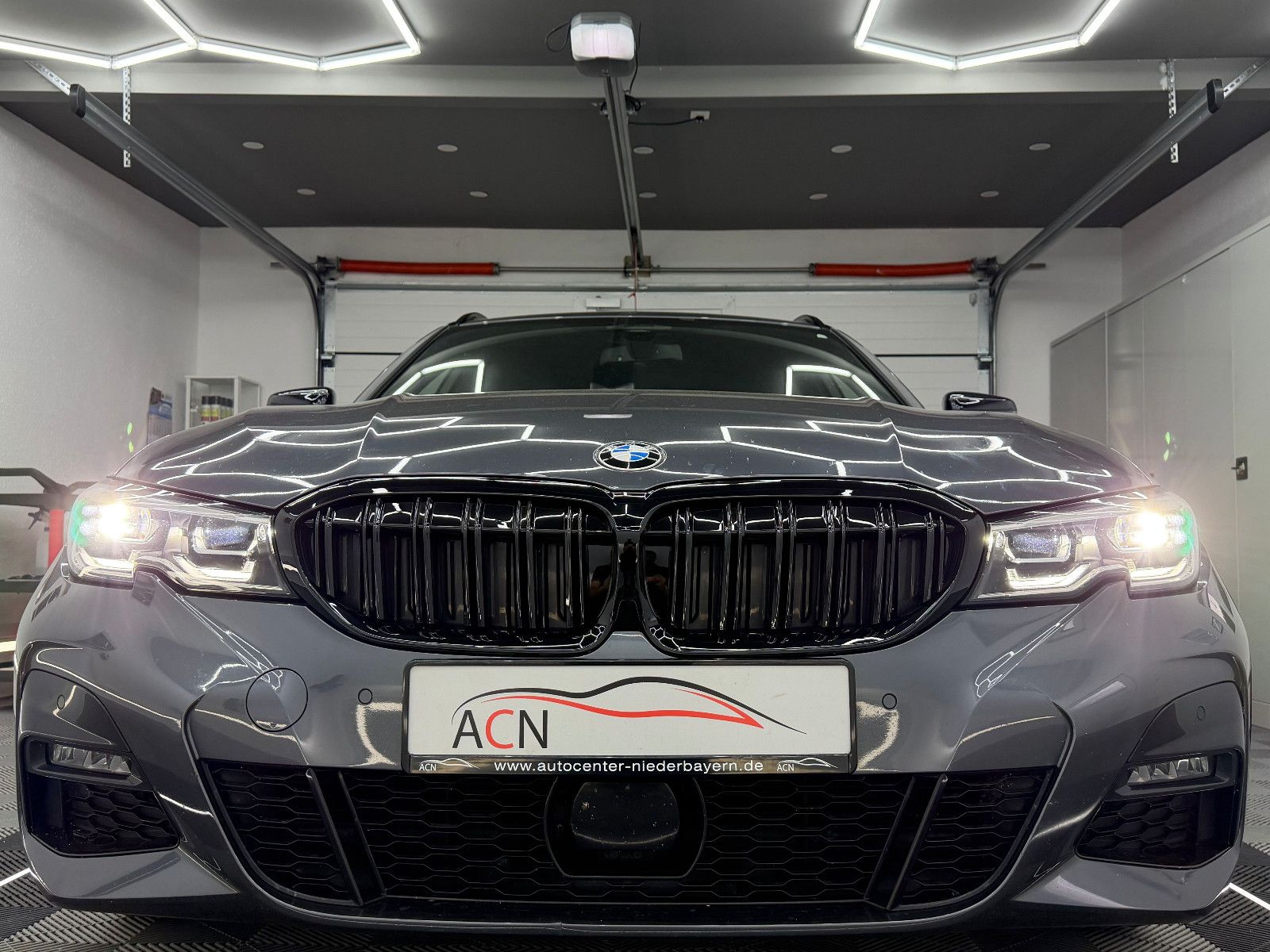 Fahrzeugabbildung BMW 320 d xDrive M SPORT/LED/HuD/H&K/AHK/ACC/VIRCO