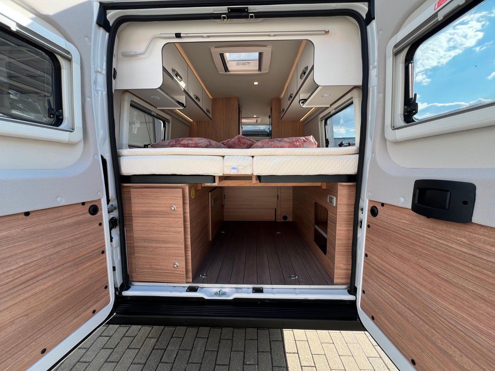 Fahrzeugabbildung Weinsberg CaraBus 630 ME Edition Fire