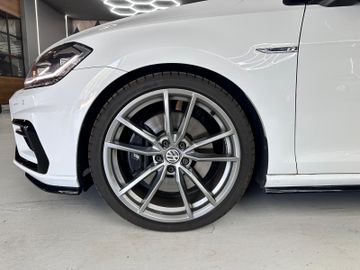 Volkswagen Golf - 7