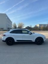 Porsche Macan S Diesel S - Porsche in München