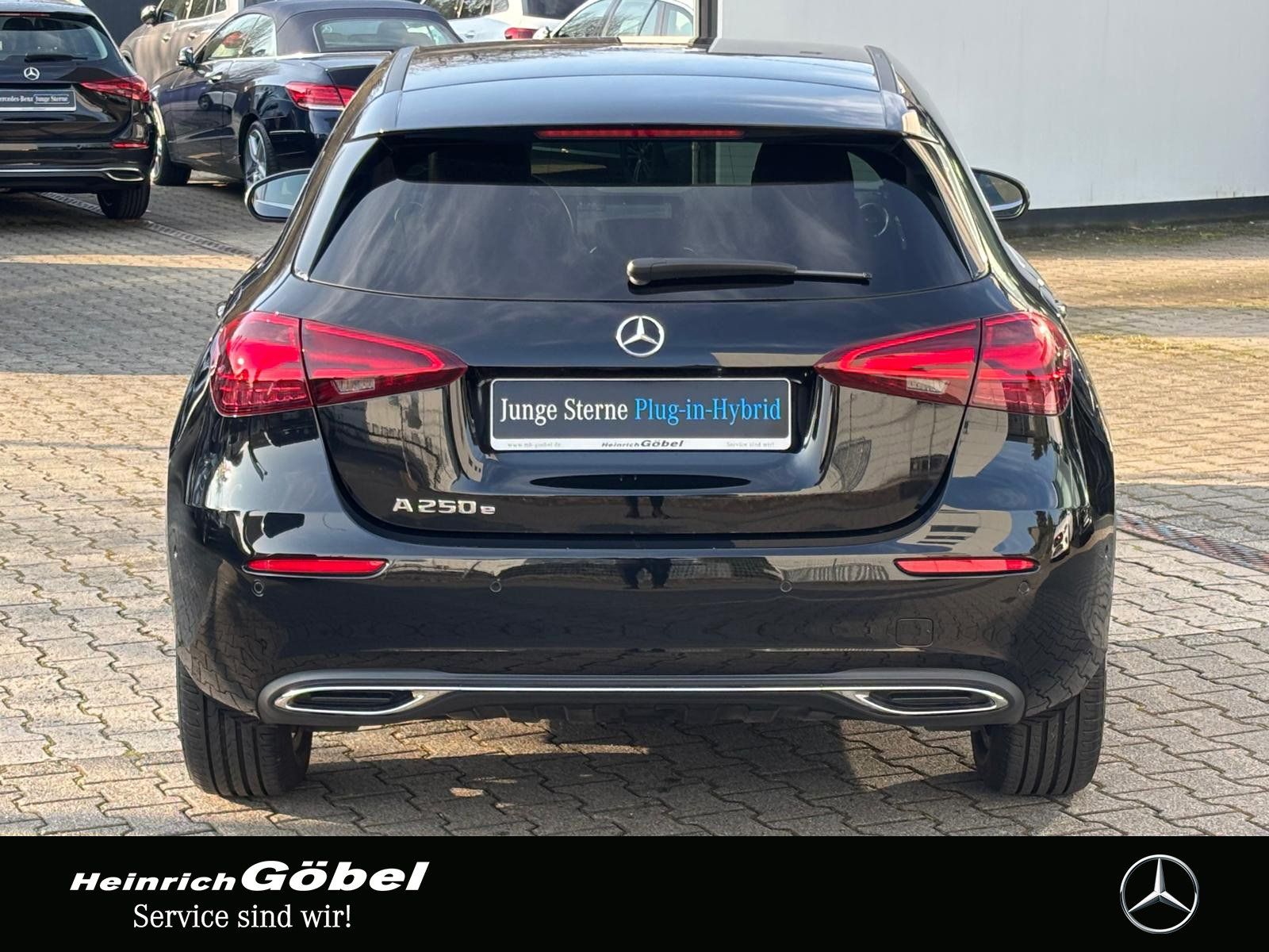 Fahrzeugabbildung Mercedes-Benz A 250 e PROG-ADV. 11KW-AC VZA WP KAM SMP-INT LED