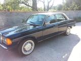Mercedes-Benz 200 D W123, 1977, Vollrestauriert, Sammlerstück - Mercedes-Benz Oldtimer mit Diesel-Antrieb