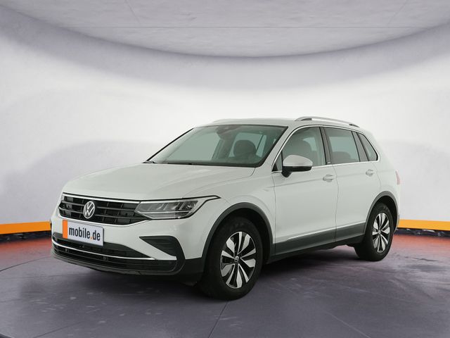 Volkswagen Tiguan MOVE 1.5 TSI DSG Navi StandHz AHK Kamera