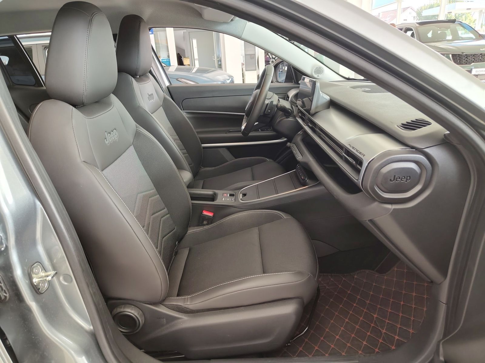 JEEP Avenger  1.2 MHEV Altitude JBL ACC LED – Bild 13