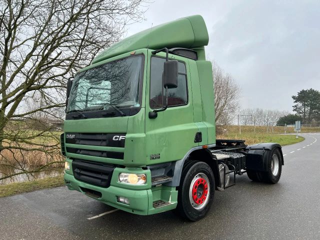 DAF CF 310 Euro 3 / Handbak / Dagcabine / Vangmuil