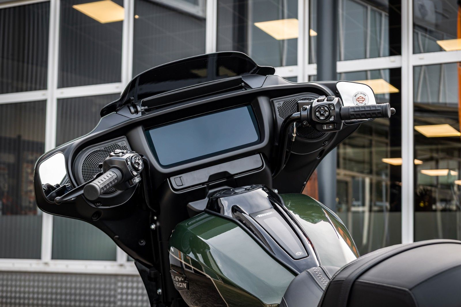 Fahrzeugabbildung Harley-Davidson Street Glide FLHX MY26 117 CUI