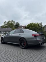 Mercedes-Benz E 63 AMG Mercedes-AMG E 63 S 4MATIC+ Autom. ...