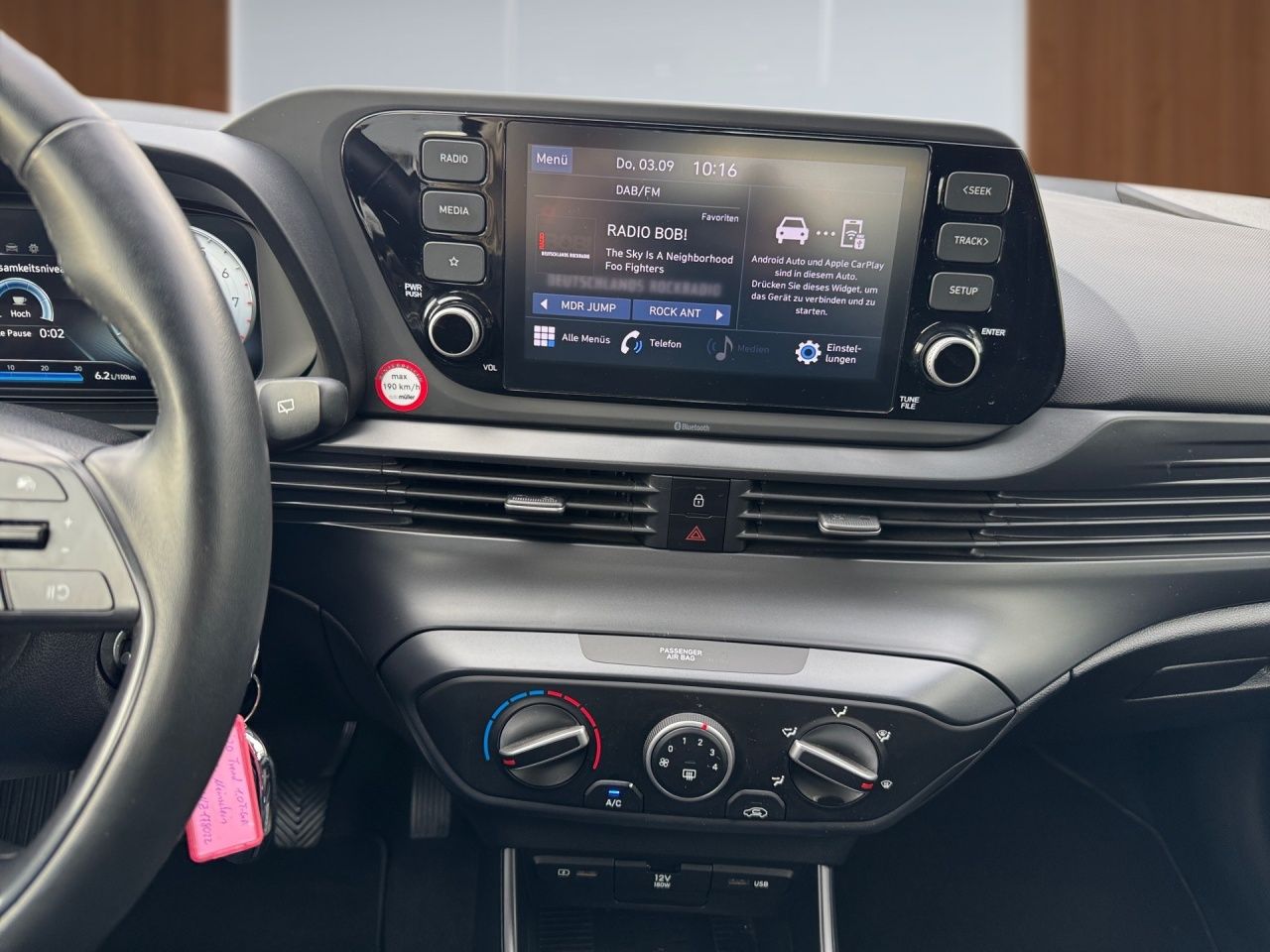 Fahrzeugabbildung Hyundai i20 TREND *Dachlack.* *USB*CARPLAY*ZV*