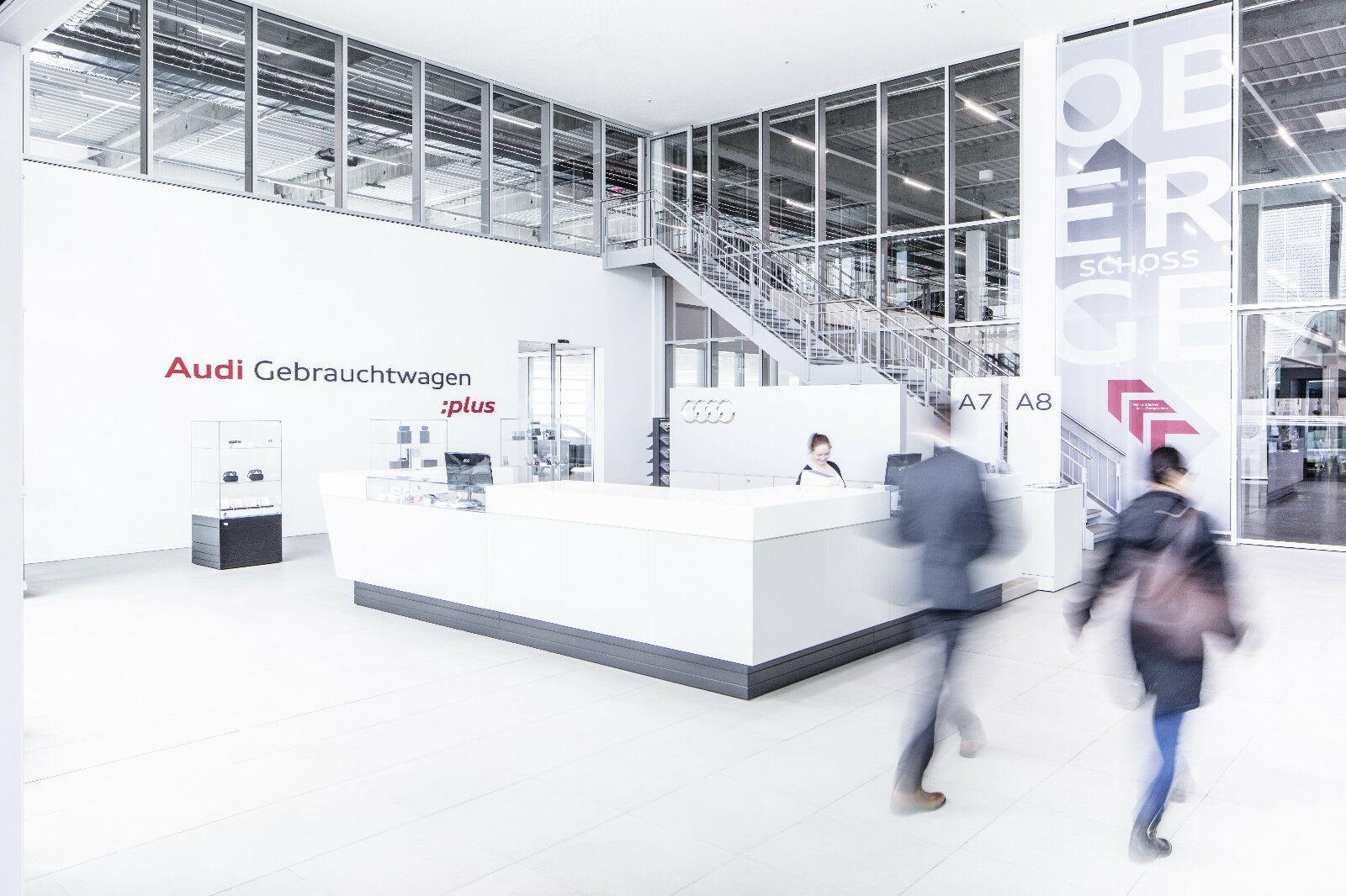 showroom-image-bottom