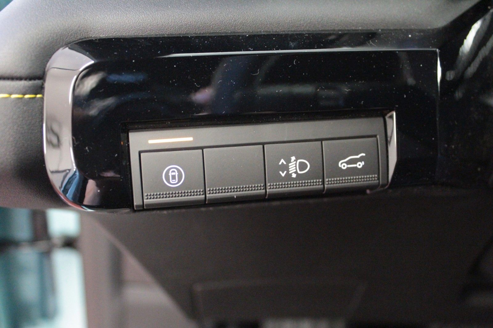 Fahrzeugabbildung Renault R 4 E-Tech 150 Comfort Range Iconic *Vollausst.*