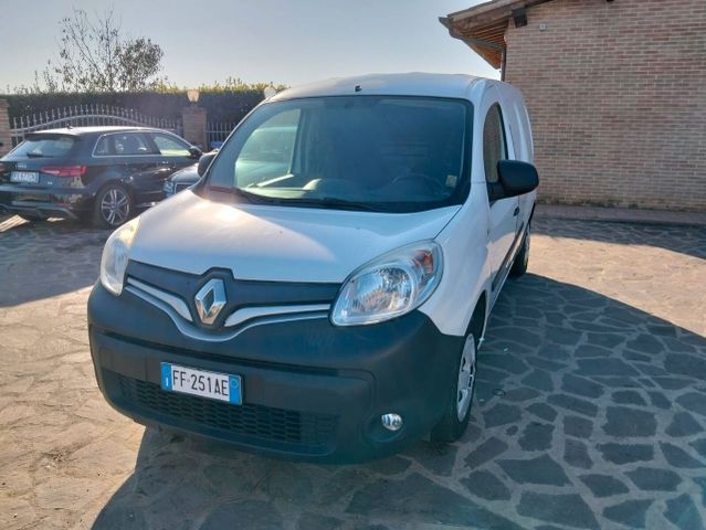 Jiný renault kangoo 1500tdci passo lungo km 116000