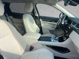 Jaguar F-Pace Diesel D200 AWD FAHRASSI AHK PIVI HEAD UP - Jaguar F-Pace in Leipzig
