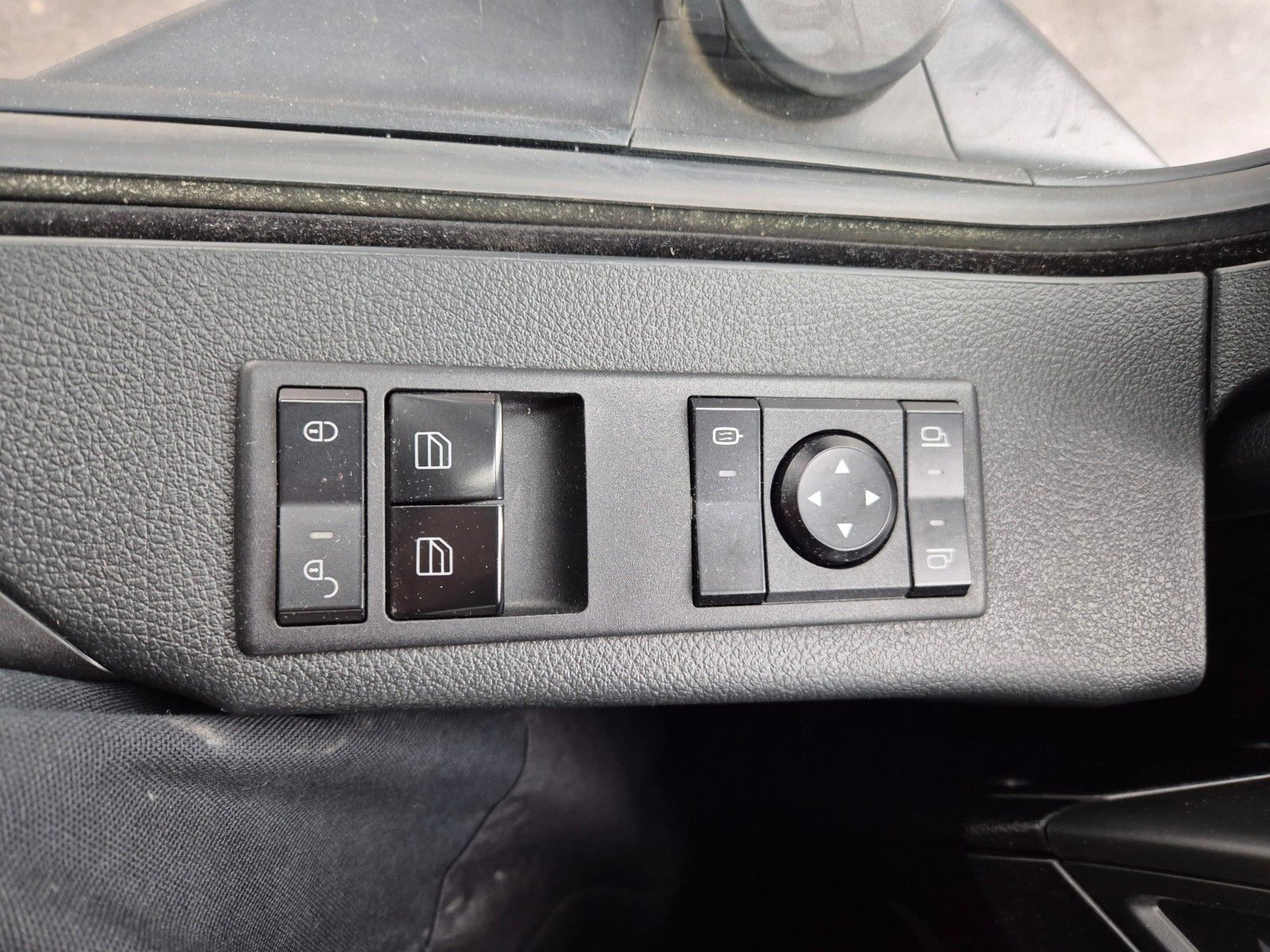 Fahrzeugabbildung Mercedes-Benz Actros 2543 LnR 6x2 Retarder